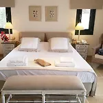 Therme Sea Luxury 아파트호텔 Thermisía
